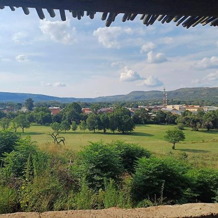 At Ease Road Lodge Zeerust Bagian luar foto